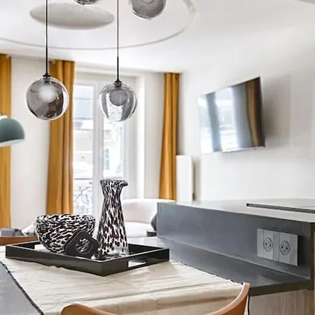 Prestige Luxury Flat 2br 6p - Champ-elysees Apartment *